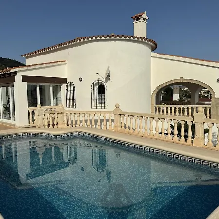 Casa Vargas בית נופש דניה